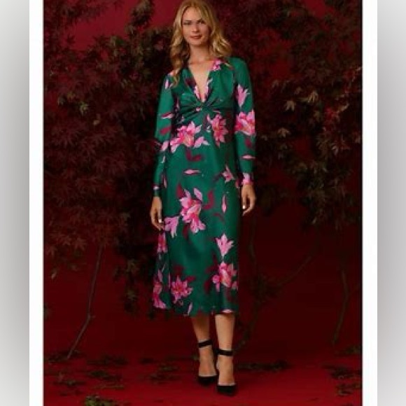 Maggy London Dresses & Skirts - COPY - MAGGY LONDON | Floral Midi Dress | Emerald Green & Pink Blossom | Size 8…